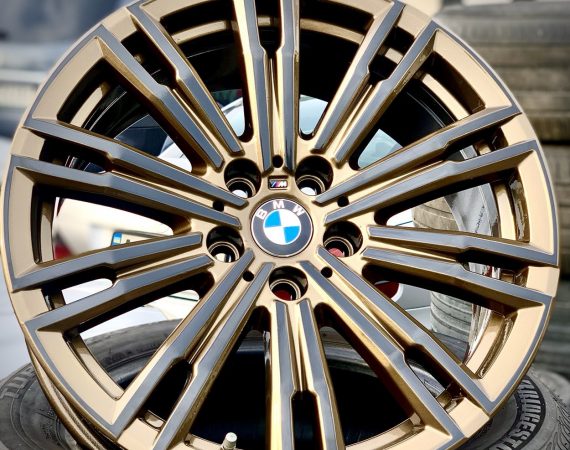 Двокольорове фарбування дисків BMW